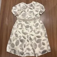 cacharel 半袖ワンピース クリーム色 グレー葉柄