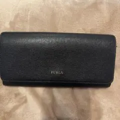 FURLA ブラック　長財布