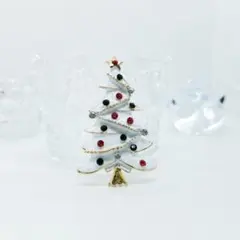 〈ブローチNo.379〉ホワイトクリスマスツリー