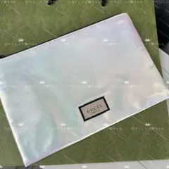Gucci グッチ ノベルティポーチ キラキラのサムネイル
