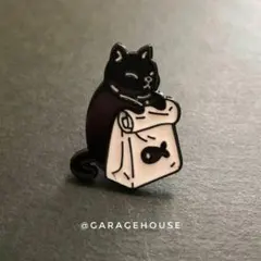 ピンズ [ おつかい黒猫 ] ピンバッジ ブローチ ラペルピン