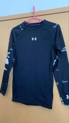 アンダーアーマー 野球　アンダーシャツ　ゴールドギア　サイズMD