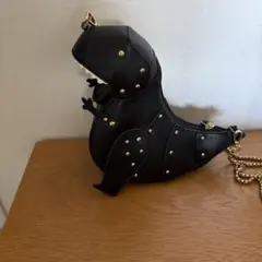 お値下げ　恐竜モチーフ ショルダーバッグ ブラック
