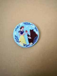 ディズニー 白雪姫 刺繍缶バッジ