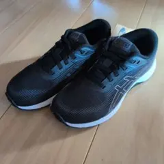 アシックス　レーザービーム　20.5cm ブラックゴールド