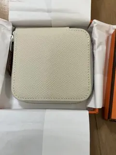 Item thumbnail for item 44b10b23-c2e6-46fb-8d56-d8f9cbded796