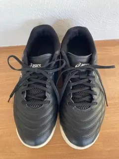 アシックス　子供 サッカートレーニングシューズ 24.5cm