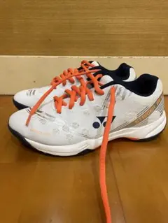YONEX STRIDER ホワイト/オレンジ バドミントンシューズ