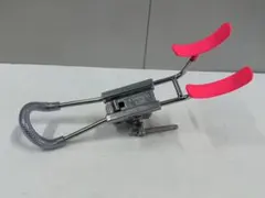 Item thumbnail for item 5f771f09-ff19-41cb-a5a5-680f52b18b6e