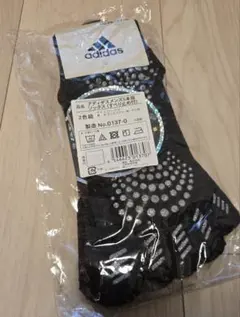 adidas 滑り止め付きソックス 2足セット　25-27cmのサムネイル