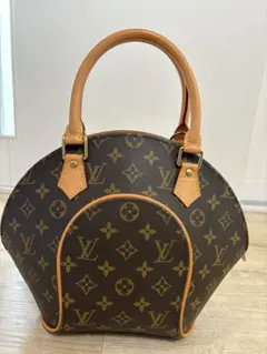 Item thumbnail for item 2befef69-f637-4527-866d-64e16be037f8