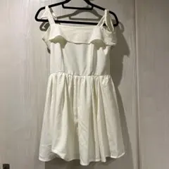 Bye Bye　ホワイトオフショルダーワンピース