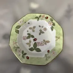 Wedgwood Wild Strawberry 皿 約12.5cm