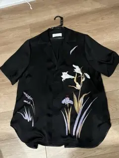 美品 19ss mame kurogouchi マメクロゴウチ 百合刺繍 シャツ 美品 19ss mame kurogouchi マメクロゴウチ 百合刺繍 シャツ