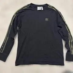 adidas ブラック ストライプ 長袖カットソー