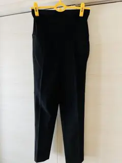 ブラック　スマートアンクルマタニティパンツ
