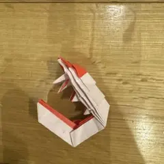 折り紙作品　カブトムシの幼虫