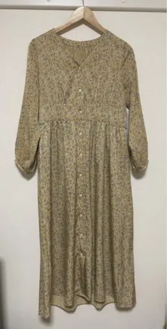 【green label relaxing】花柄ロングワンピース