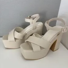 ESPERANZA ラク盛り厚底サンダル　Mサイズ　アイボリー