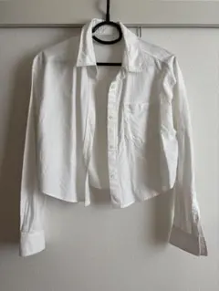 GU ホワイト クロップドシャツ ショート丈シャツ　Mサイズ