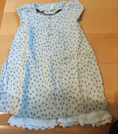 ザラ　花柄ノースリーブワンピース