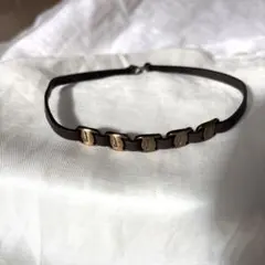 フェラガモ　ブラウンレザー チョーカー