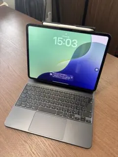 iPad Pro 13インチ マジックキーボード付き