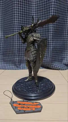 ダークソウル　黒騎士　フィギュア
