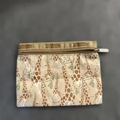 Lesportsac キリン柄ポーチ