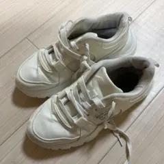 ホワイト 厚底スニーカー 合成皮革