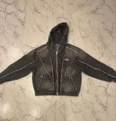 フード付きグレーのデニムジャケット