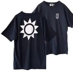 【即完売】 ワンピース ゾロ十郎 サンマーク バックプリント Tシャツ S 紺のサムネイル