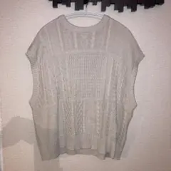 【お買い得♡】シーズンリーズン　ケーブル編み ニットベスト　美品