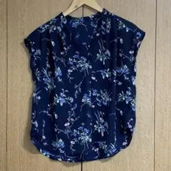 【美品★ViS】半袖 ブラウス ネイビー 花柄 Mサイズのサムネイル