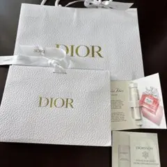Dior ホワイトレザー調バッグ 大小・パルファム・化粧水セット