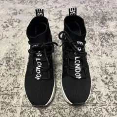 Mystic Glow厚底レースアップエアソールスニーカー