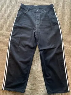 Item thumbnail for item 86d8c43f-9d1f-42e9-95e6-f3931d7427b9