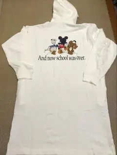 UNIQLO ディズニー　パーカー ワンピース　ホワイト