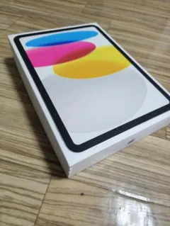 Apple iPad A16 最新11世代 128GB フィルムとケース2個付き