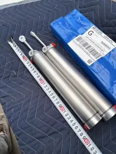 お*ん様 エアサス　タンク　1.5ガロン　ROAMAIR ROAMAIRシームレスタンク 1.5ガロン 200PSI対応 エアサスタンク - メルカリ