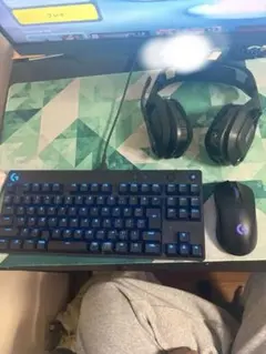 Logitech proキーボード g703h、A50ワイヤレスヘッドホン