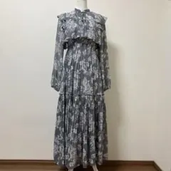 マーキュリーデュオ　ロングワンピース　プリーツ　グレー　花柄　春　大人　上品