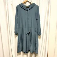 プリーツワンピース ブルーグレー フェリシモ