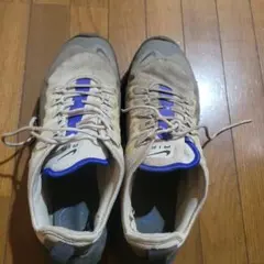 Nike エアマックスアクシス 27cm