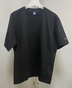 新品タグ付き！DESCENTE Tシャツ ブラック allterrainテアトラのサムネイル