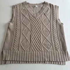 INGNI ベージュ ケーブルニット Vネック ベスト
