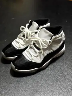 エア ジョーダン 11 レトロ W AIR JORDAN 11 RETRO