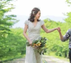 レース袖付きウェディングドレス