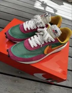 【美品】sacai × NIKE LDV WAFFLE PINE GREEN