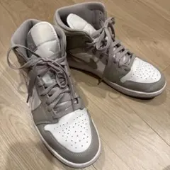 【まとめ買い歓迎】Nike Air Jordan 1 Mid 